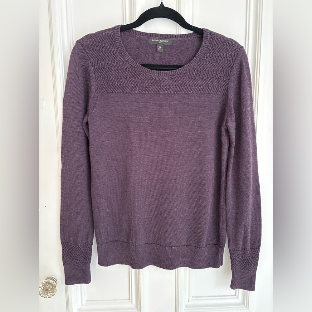Banana Republic Deep Purple Fitted Sweater Medium Textured Detail